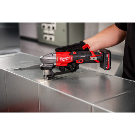 MILWAUKEE M12 FUEL™ prostřihovací nůžky na plech 4933502338