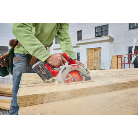 MILWAUKEE M18 FUEL™ okružní pila 190 mm, kompatibilní s vodicí lištou a ONE-KEY™ 4933498993