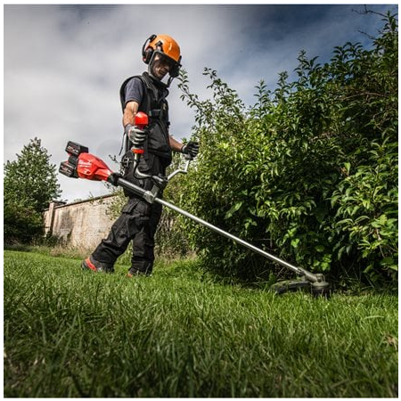 MILWAUKEE M18 F2BCU-0 FUEL křovinořez na dva akumulátory 4933480859