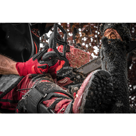 MILWAUKEE M18 FTHCHS30-802 FUEL řetězová pila s horní rukojetí a lištou 30 cm 4933499221
