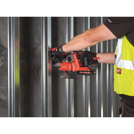 MILWAUKEE M18 FHAC16-0 FUEL vysoce výkonné 4režimové kladivo SDS-Plus 16 mm 4933498582