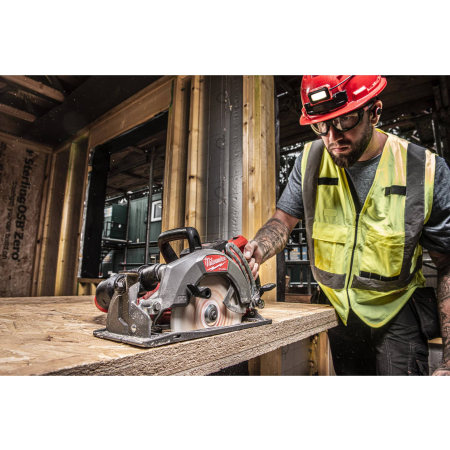 MILWAUKEE M18 FCSRH662-0 FUEL okružní pila se zadní rukojetí 2. generace 4933498992