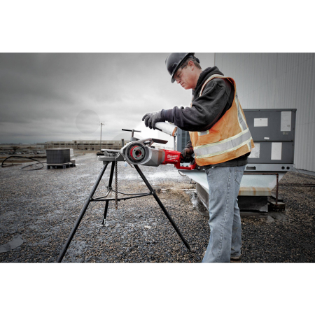 MILWAUKEE M18 FPT114-802CA FUEL 1 ¼″ závitořez s technologií ONE-KEY 4933499199