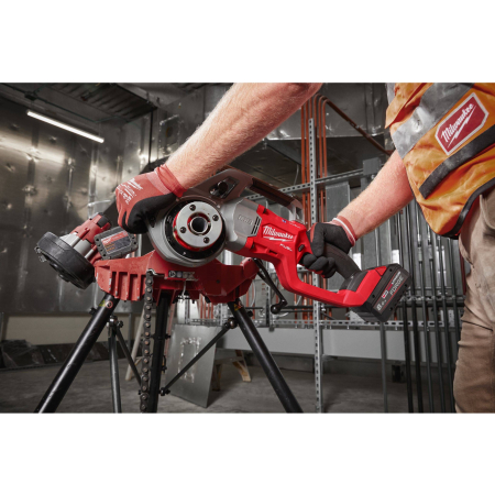 MILWAUKEE M18 FPT114-802CA FUEL 1 ¼″ závitořez s technologií ONE-KEY 4933499199