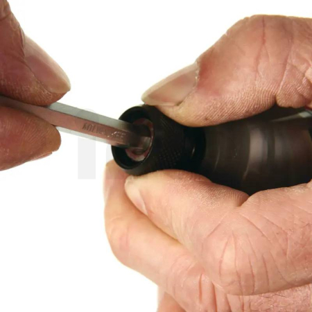 MILWAUKEE M12 FQID-501B Aku 1/4" HEX rázový šroubovák/utahovák, 50 Nm, 1 x M12 B5 + M12-18 C + taška, 4933500777