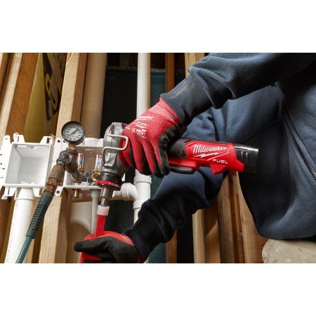 MILWAUKEE M12 FUEL™ subkompaktní expandér UPONOR® Q&E 4933472020