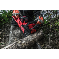 MILWAUKEE M18 FCHS35-122 FUEL Řetězová pila s lištou 35 cm 4933499223
