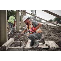 MILWAUKEE M18 FCVN M18 FUEL™ Jehlový ponorný vibrátor na beton s kabelem 2,4 m 4933479599