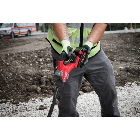 MILWAUKEE M18 FCVN M18 FUEL™ Jehlový ponorný vibrátor na beton s kabelem 2,4 m 4933479599