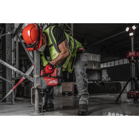 MILWAUKEE M18 ONEFHP M18 FUEL™ ONE-KEY™ 4-režimové kladivo 32 mm SDS-PLUS 4933478884