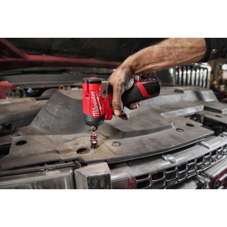 MILWAUKEE M12 FUEL™ subkompaktní rázový utahovák ¼″ hex 4933479877