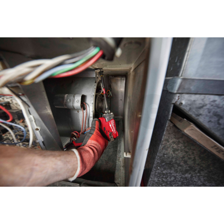 MILWAUKEE M12 FUEL™ subkompaktní rázový utahovák ¼″ hex 4933479877