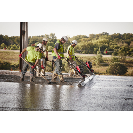 MILWAUKEE MX FUEL™ stahovací vibrační lišta 4933479772