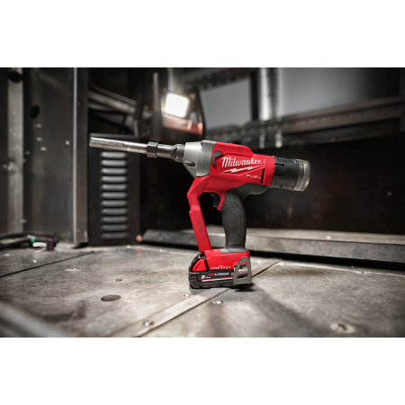 MILWAUKEE M18 FUEL™ nýtovací kleště Lockbolt s ONE-KEY™ 4933478637
