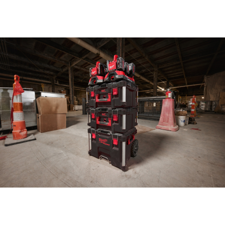 MILWAUKEE M18 PC6 šestiportová rychlonabíječka pro packout 4932480162