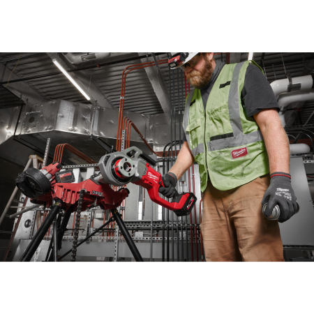 MILWAUKEE M18 FPT114-802C FUEL 1 1/4˝ závitořez s technologií ONE-KEY 4933479420