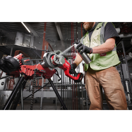 MILWAUKEE M18 FPT114-802C FUEL 1 1/4˝ závitořez s technologií ONE-KEY 4933479420