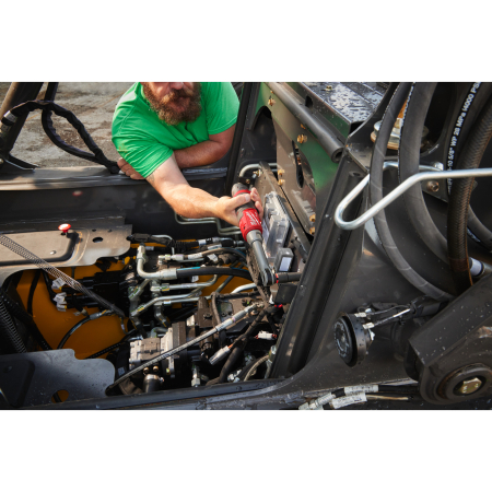 MILWAUKEE M12 FUEL™ ⅜″ vysokorychlostní ráčna s prodlouženou hlavou 4933480791