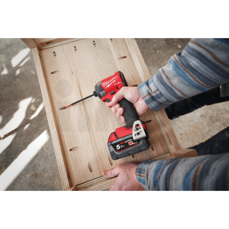 MILWAUKEE M18 FUEL™ ¼″ Hex rázový utahovák 4933479864