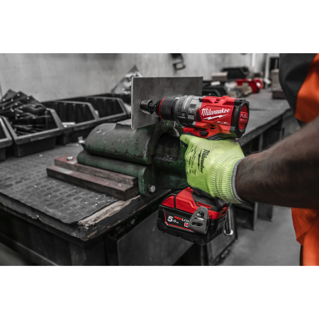 MILWAUKEE M18 FUEL™ příklepová vrtačka 4933479860
