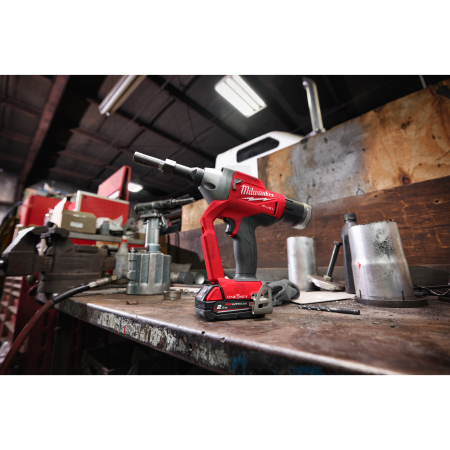 MILWAUKEE M18 FUEL™ nýtovací kleště Lockbolt s ONE-KEY™ 4933478638