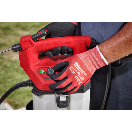 MILWAUKEE M12 BHCS3L-201 postřikovač na chemikálie 3,7 l 4933480782