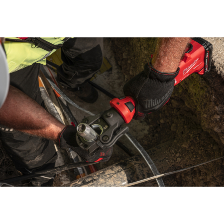 MILWAUKEE M18 ONEHCCT60-0C hydraulické krimpovací kleště 4933479683