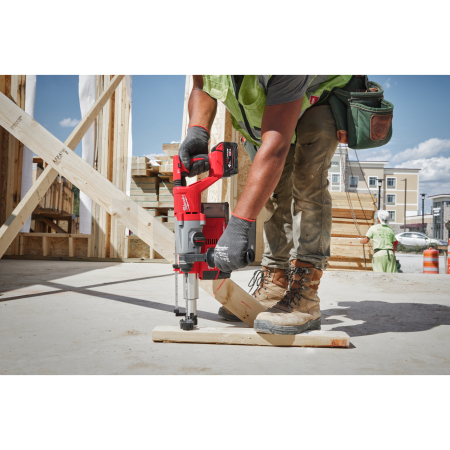 MILWAUKEE M18™ bezuhlíkové vrtací kladivo SDS-Plus 26 mm s rukojetí typu D 4933492480