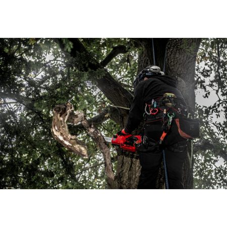MILWAUKEE M12FHS-0 - M12 FUEL™ řetězová pila 4933472211
