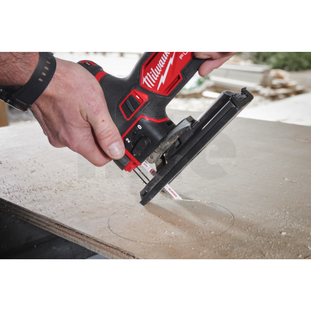 MILWAUKEE M12 FUEL™ přímočará pila 4933493347