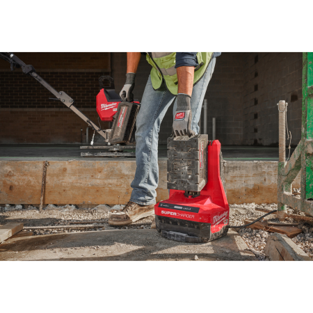 MILWAUKEE MX FUEL™ super nabíječka 4932492848