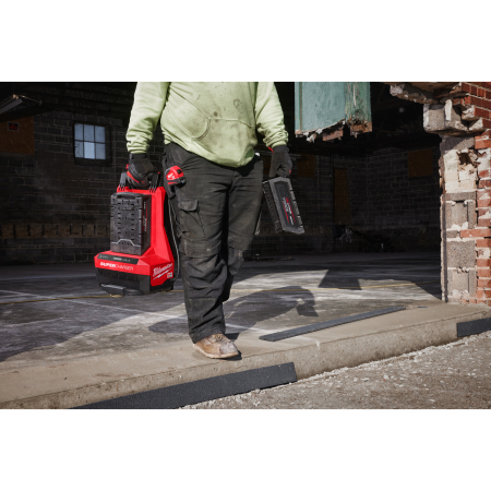 MILWAUKEE MX FUEL™ super nabíječka 4932492848