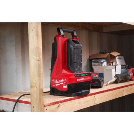 MILWAUKEE MX FUEL™ super nabíječka 4932492848