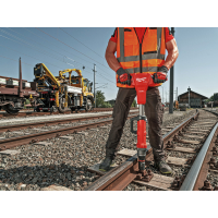 MILWAUKEE M18 FHIWF1R-0C FUEL 1″ železniční rázový utahovák s pojistným kroužkem 4933493140