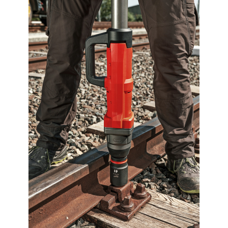 MILWAUKEE M18 FHIWF1R-0C FUEL 1″ železniční rázový utahovák s pojistným kroužkem 4933493140