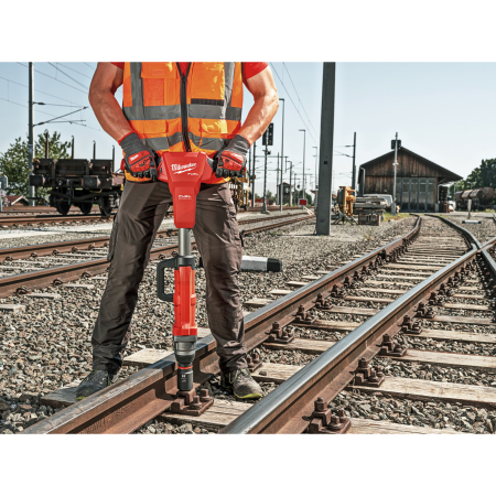 MILWAUKEE M18 FHIWF1R-0C FUEL 1″ železniční rázový utahovák s pojistným kroužkem 4933493140