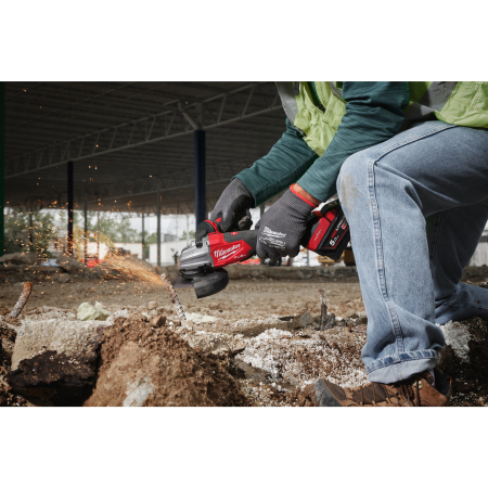 MILWAUKEE M18 FSAGSVO125X-0X FUEL bezpečnostní uhlová bruska 125 mm s variabilními otáčkami a funkcí ONE-KEY 4933493552