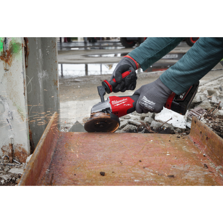 MILWAUKEE M18 FSAGSVO125X-0X FUEL bezpečnostní uhlová bruska 125 mm s variabilními otáčkami a funkcí ONE-KEY 4933493552