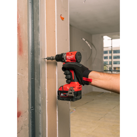 MILWAUKEE M18 BLPDRC-502C kompaktní bezuhlíková příklepová vrtačka 4933492826