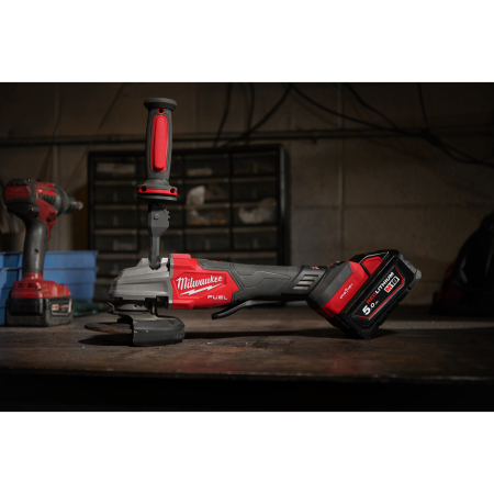 MILWAUKEE M18 FSAGSVO125X-502X FUEL Uhlová bruska 125 mm s variabilními otáčkami a funkcí ONE-KEY 4933493553